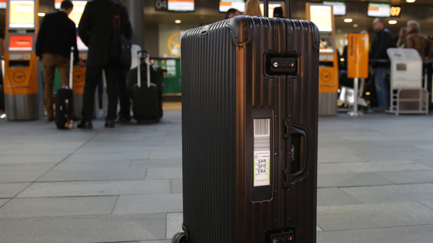 Papier statt E-Ink-Display: Das Rimowa Electronic Tag steht vor dem Aus