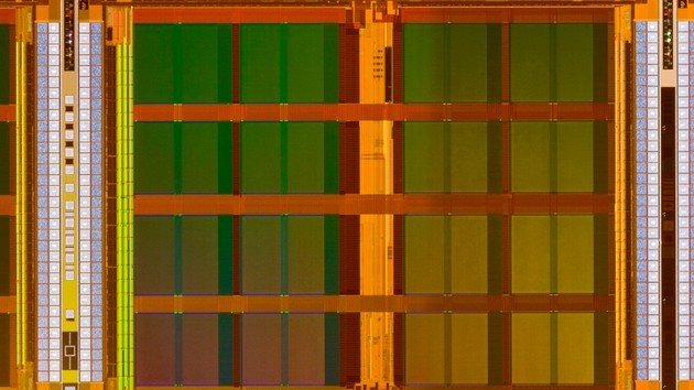 IBM FlashCore SSD: 19-TB-NVMe-SSD nutzt MRAM von Everspin als Zusatz-Cache