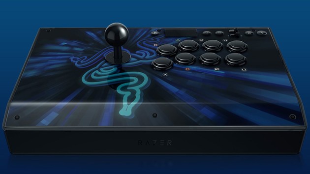 Razer Panthera Evo: 200 Euro teurer Fight‑Stick bleibt unbeleuchtet