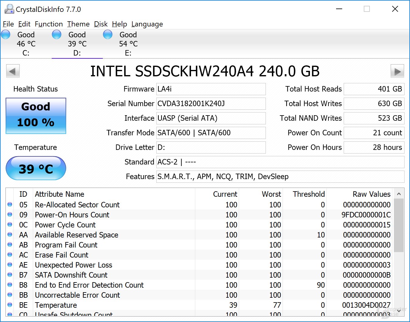 Intel-SSD (SATA) im USB-Gehäuse– CrystalDiskInfo