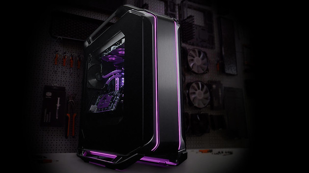 Cooler Master Cosmos C700M: 440 Euro bringen Flexibilität eines Sandkastens