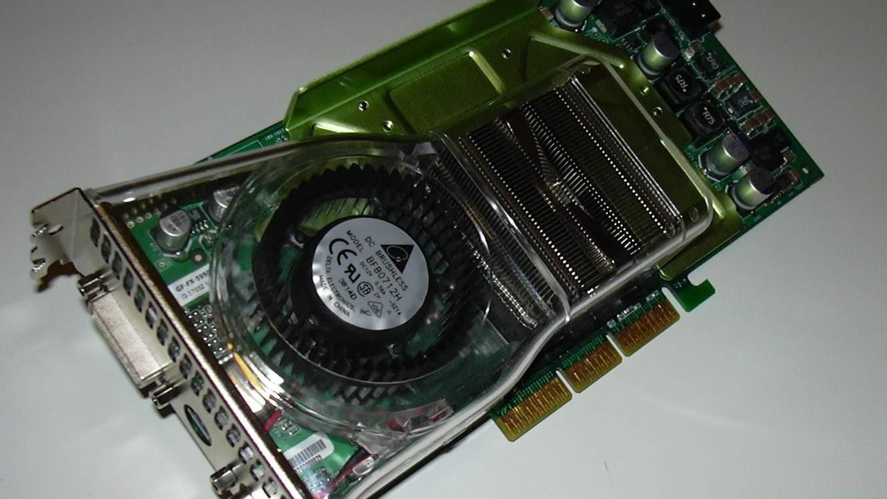 Im Test vor 15 Jahren: GeForce FX 5950 Ultra gegen Radeon 9800 XT