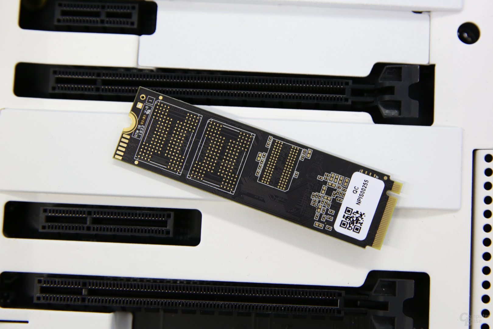 Crucial P1 NVMe SSD
