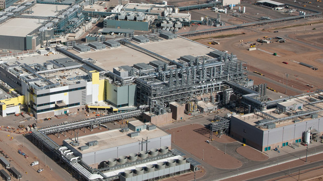 10-nm-Verspätung: Intel räumt in der Fabrik-Sparte auf
