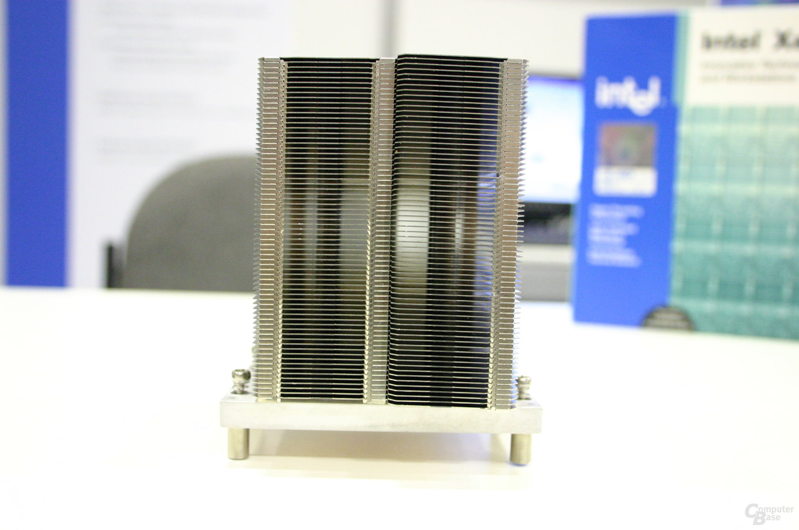 Referenzkühler für Dual-Core-Xeon