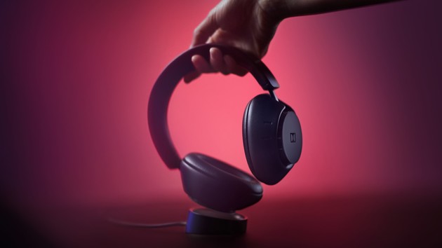 Dolby Dimension: Erster eigener Kopfhörer fürs Home Entertainment
