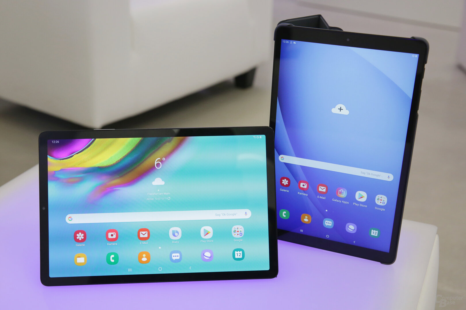 Samsung Galaxy Tab S5e neben Galaxy Tab A 10.1 (2019)