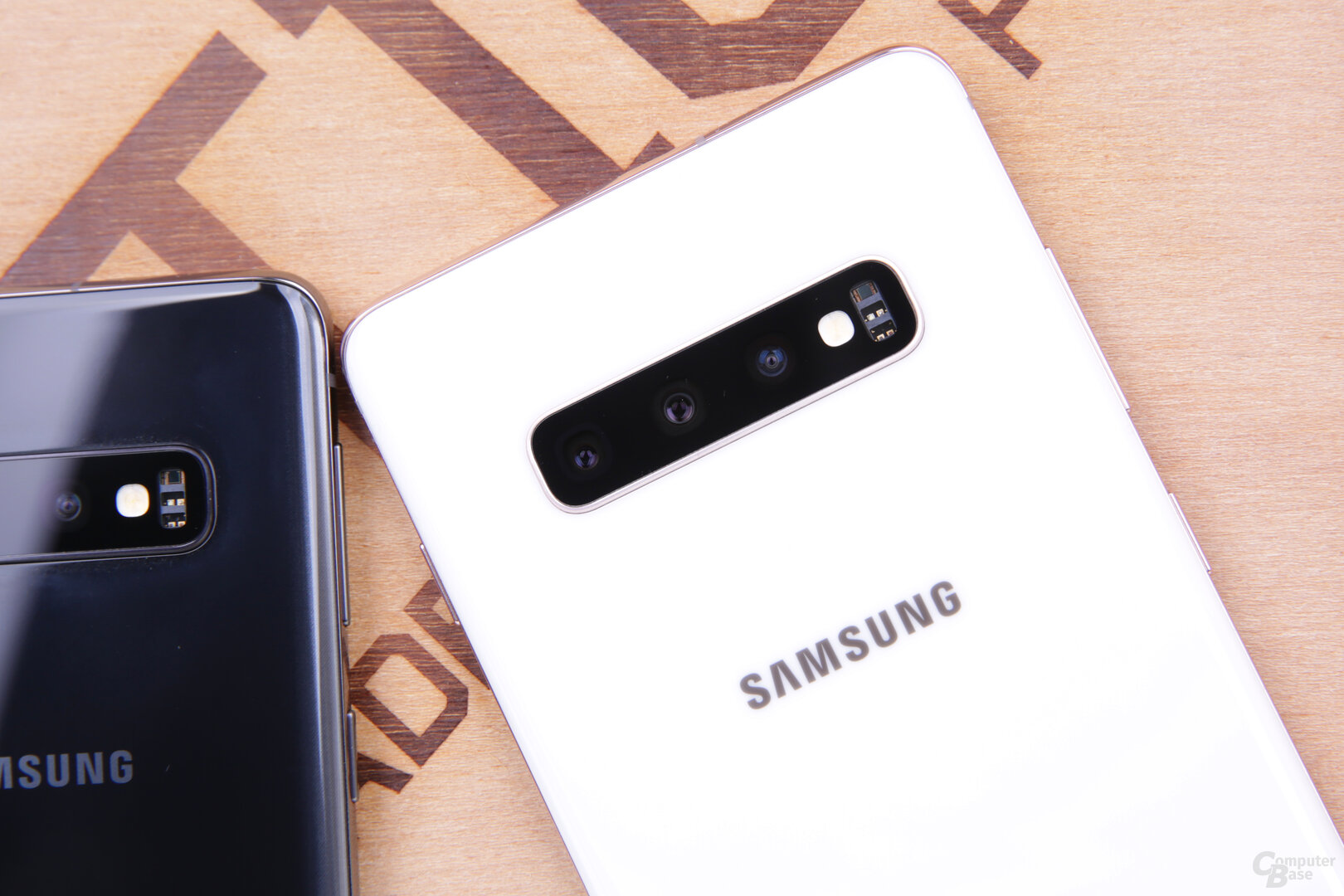 Drei Kameras mit zusätzlichem Tele beim S10 und S10+
