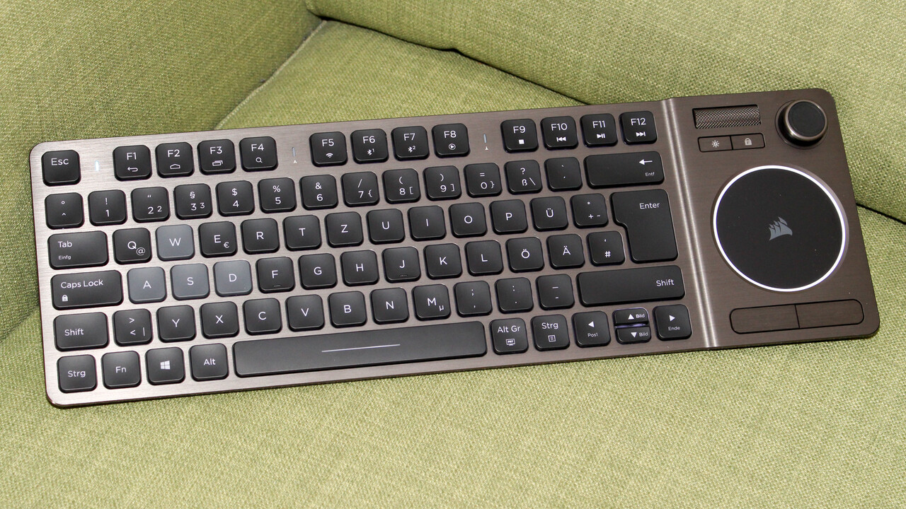 Corsair K83 im Test: Die HTPC-Tastatur mit Joystick ist kein Controller-Ersatz