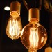 Philips Hue: Neue LED-Fadenlampen und Schalt-Steckdose im Herbst