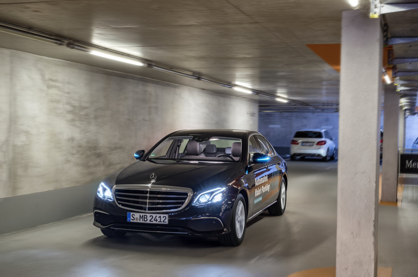 Automated Valet Parking im Mercedes-Benz Museum in Stuttgart