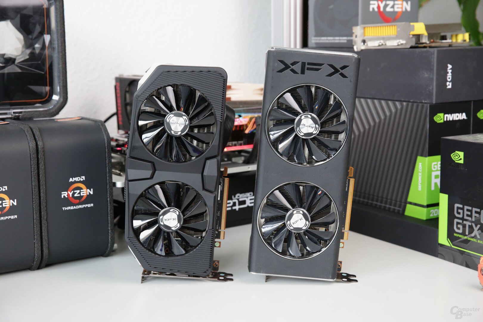 XFX Radeon RX 5700 XT RAW2 und THICC2 im Vergleich
