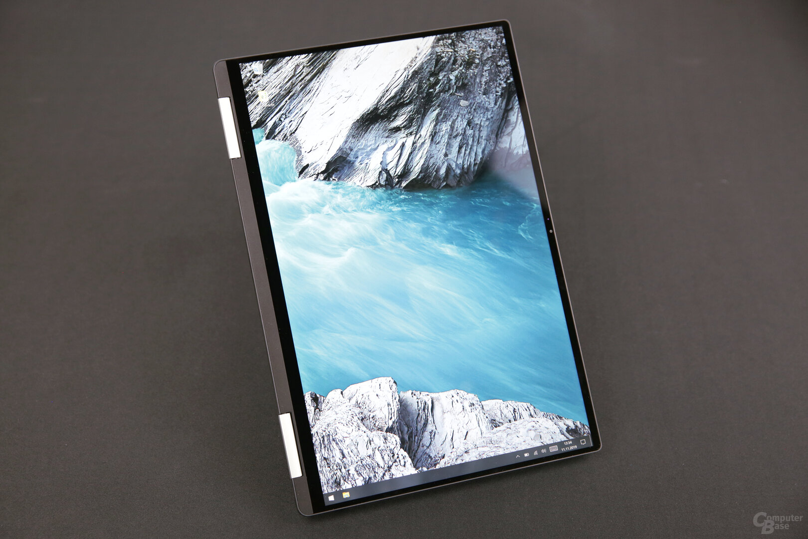 XPS 13 2-in-1 im umgeklappten Tablet-Modus