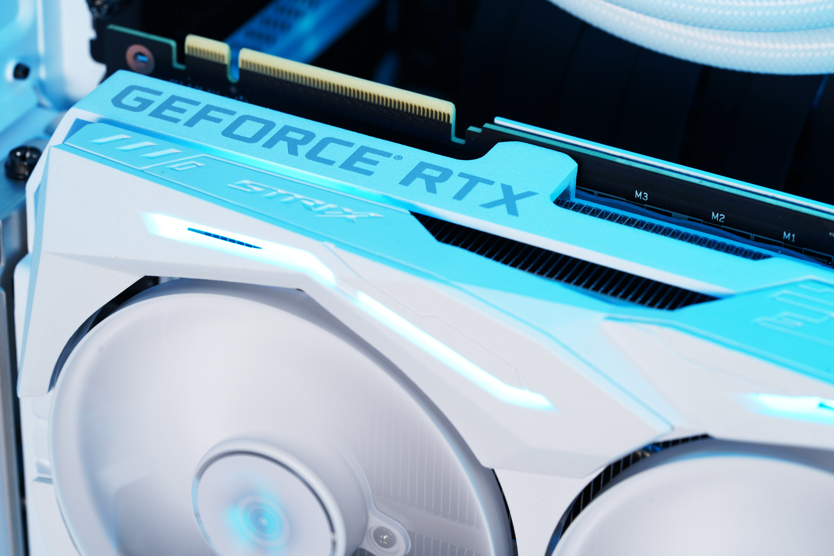 ROG Strix GeForce RTX 2080 Ti White Edition