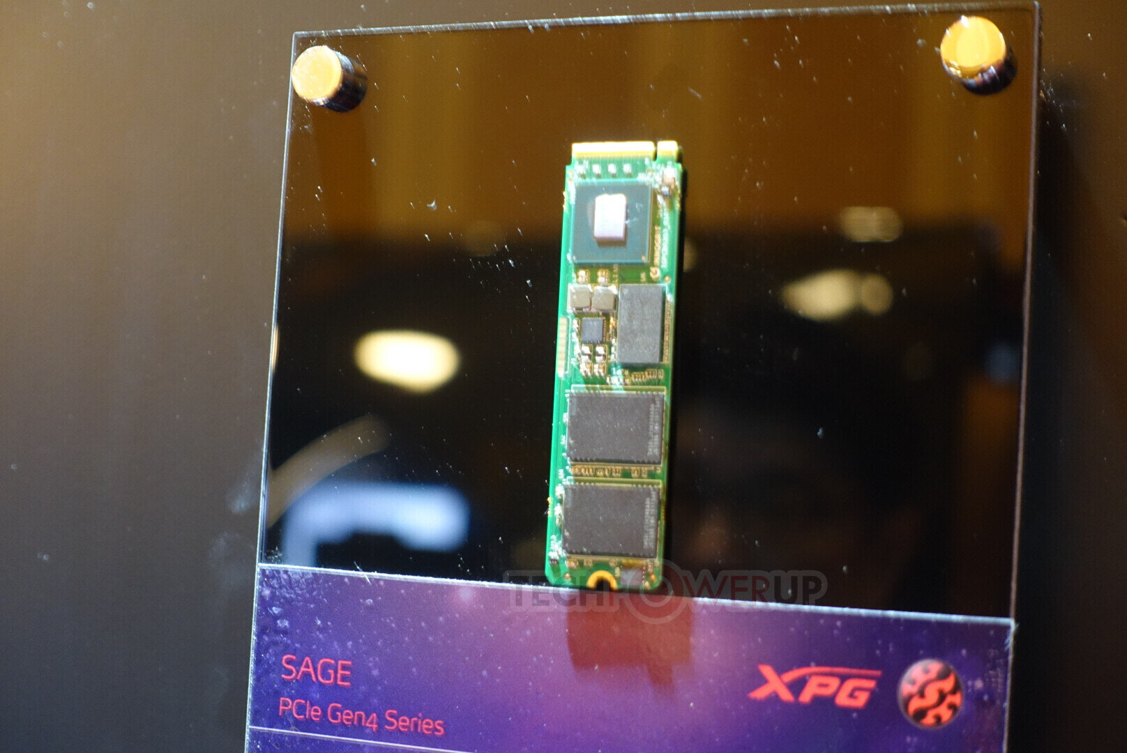 Adata-Prototyp-SSD mit PCIe 4: XPG Sage