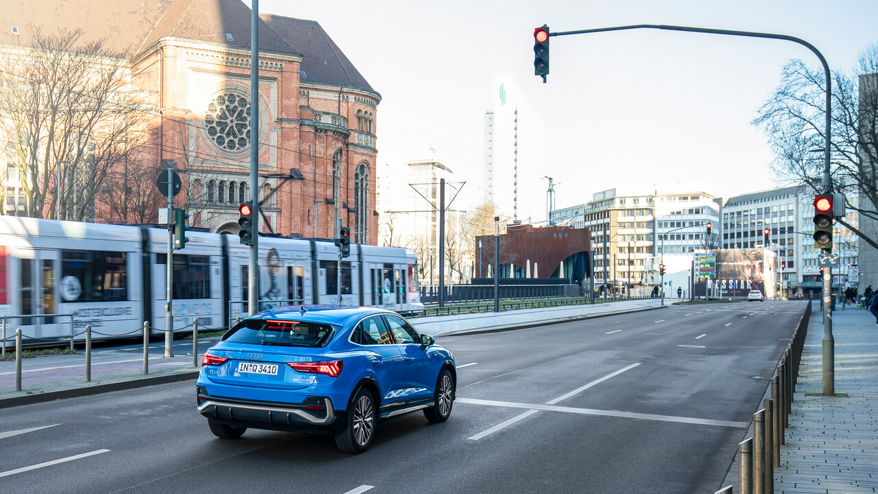 Grüne Welle: Audi vernetzt sich mit Ampeln in Düsseldorf