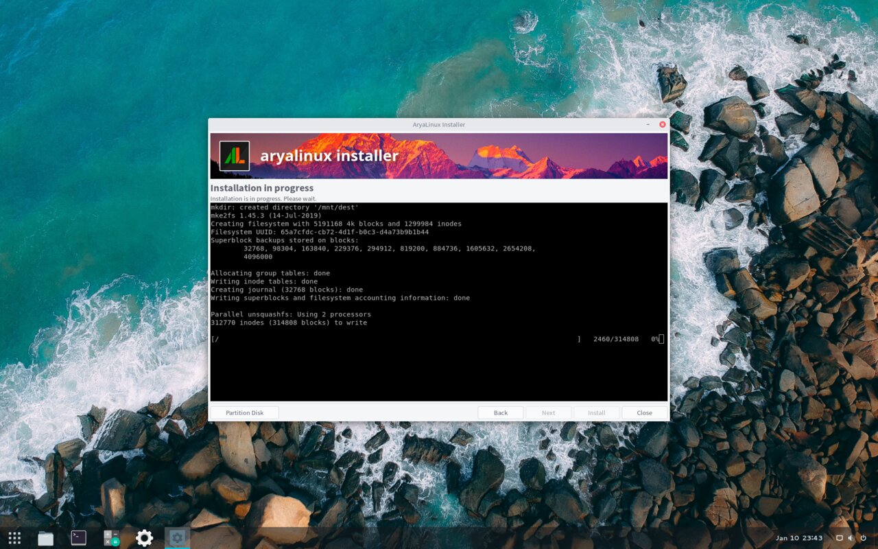 Installationsprozess von AryaLinux (Bild: AryaLinux)