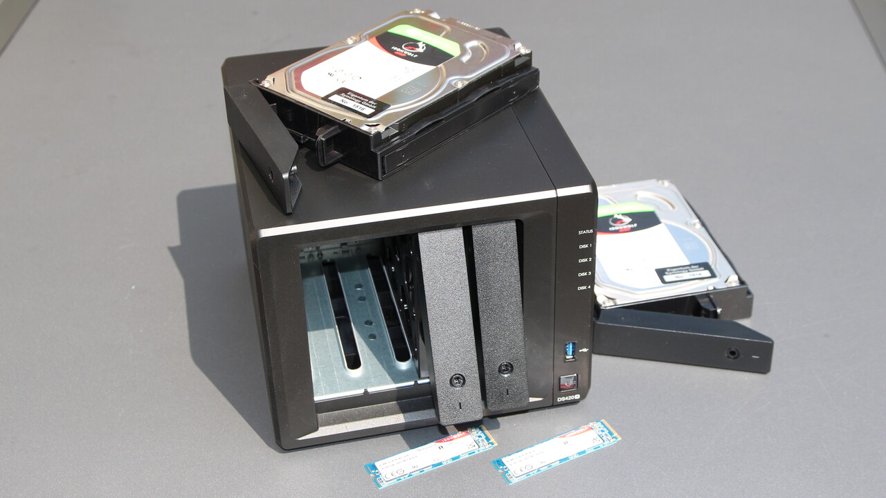 Synology DS420+ im Test: Mit NVMe-SSDs & ohne eSATA der DS918+ auf den Fersen