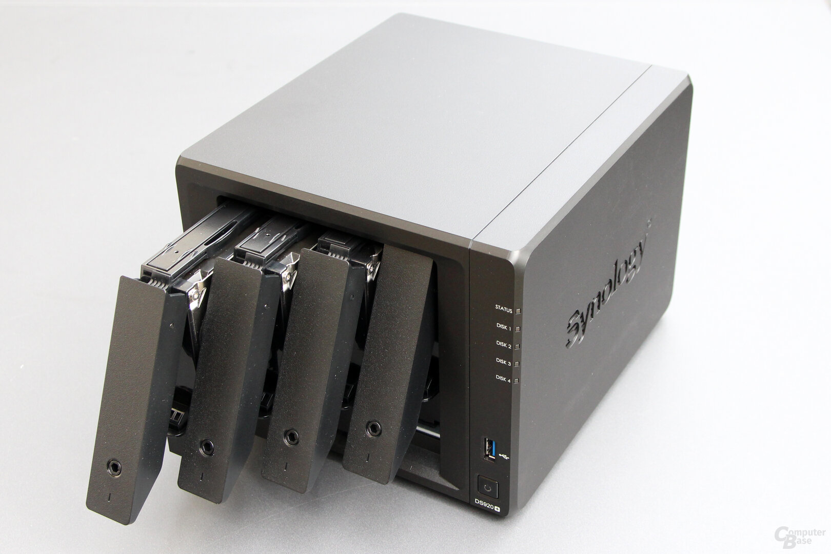 Synology DS920+