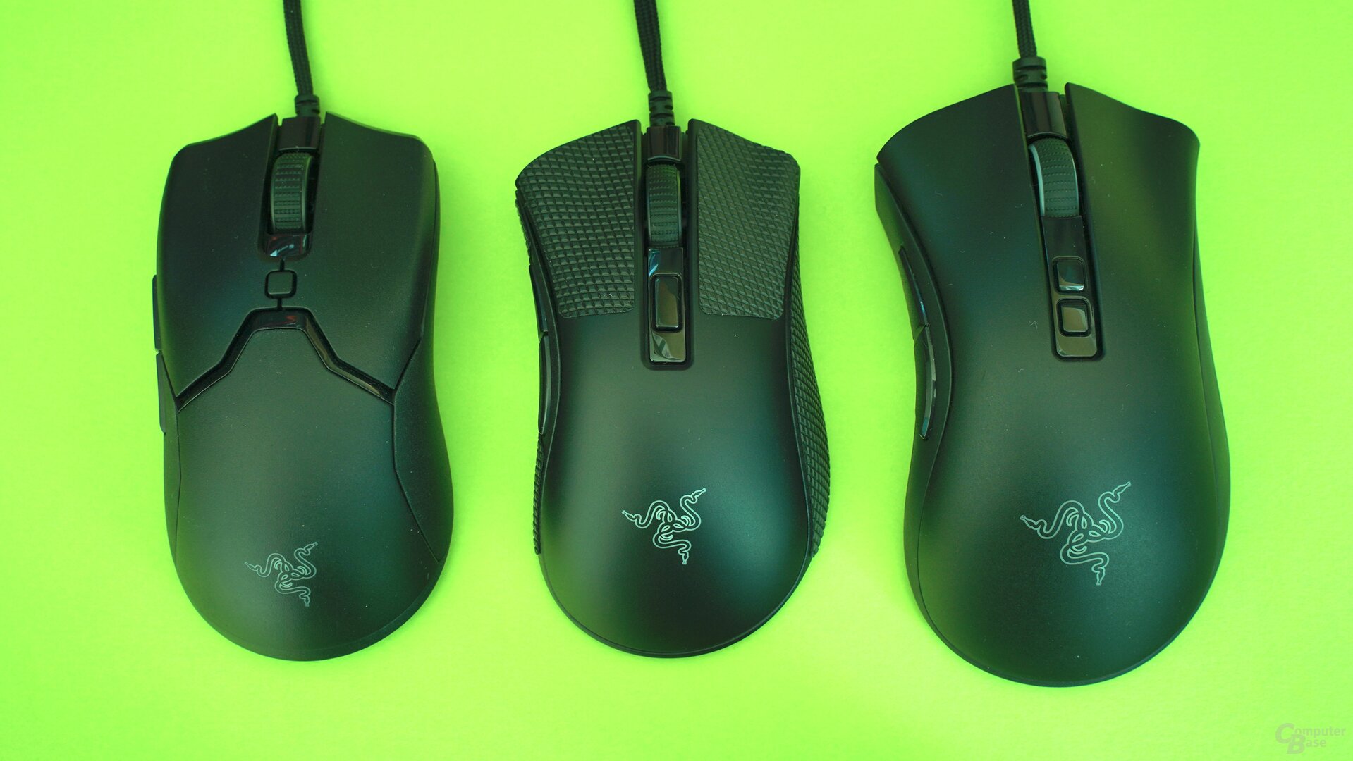 Mini v2. Razer DEATHADDER v2. DEATHADDER v2 и DEATHADDER v2 Mini. Razer DEATHADDER v2 Mini Размеры. Razer DEATHADDER v2 мини.