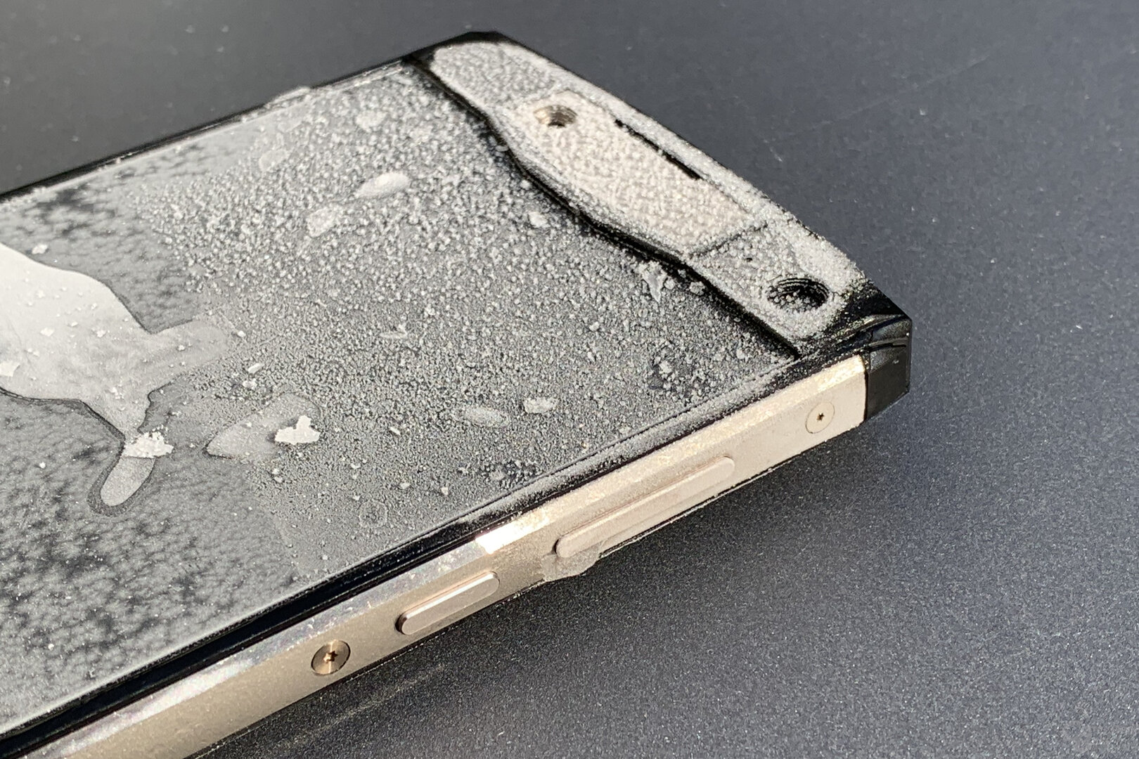 Unihertz Titan: Gegen Wasser, Staub und Kälte geschützt