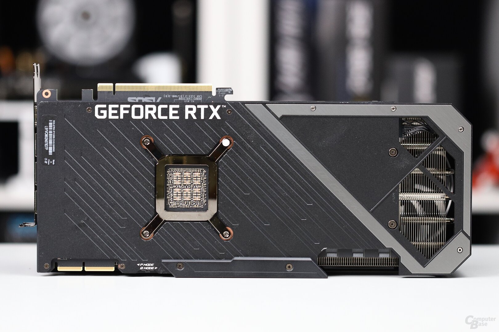 Die Asus GeForce RTX 3090 Strix OC im Test