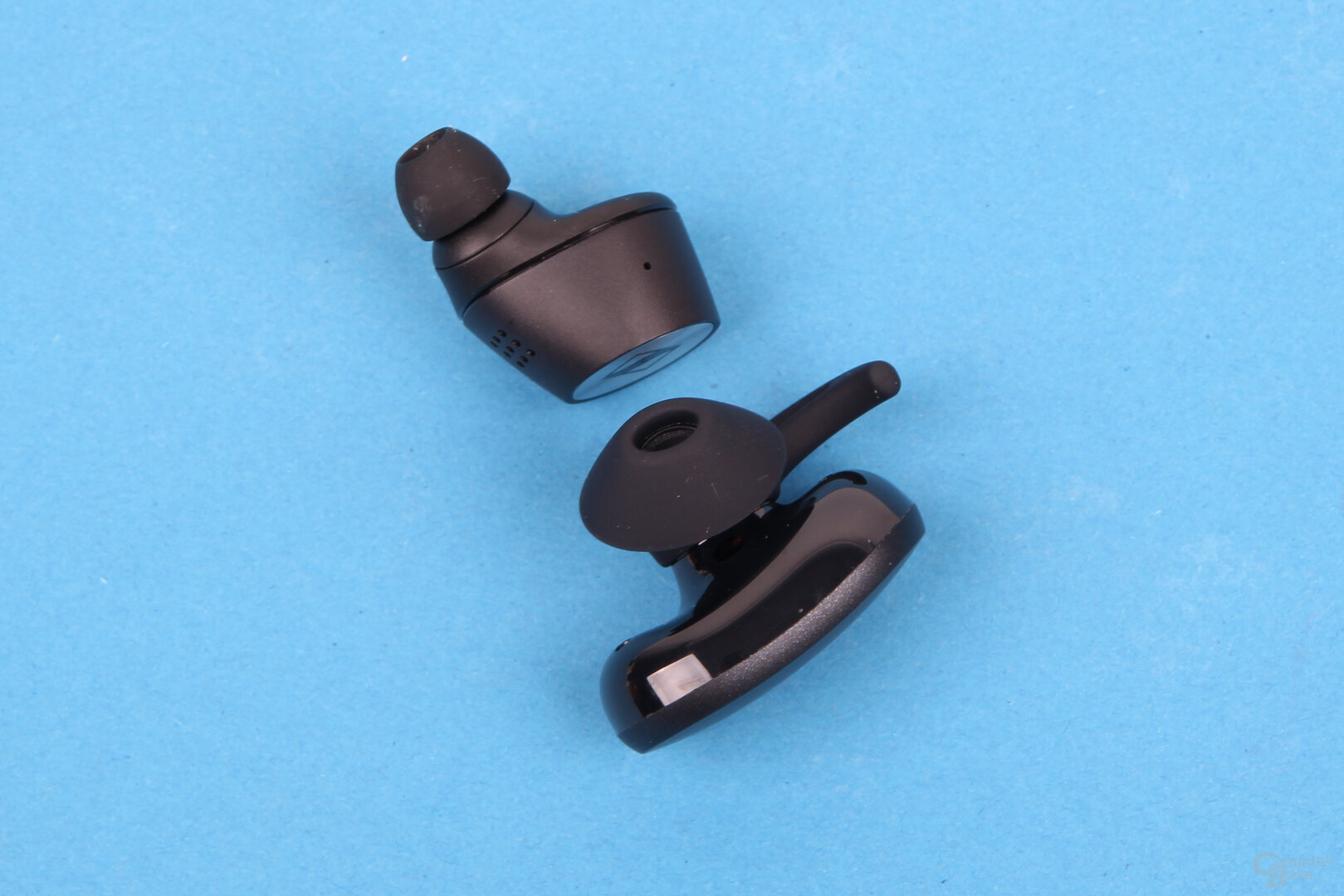 Bose QuietComfort Earbuds und Sennheiser Momentum True Wireless 2 im Vergleich