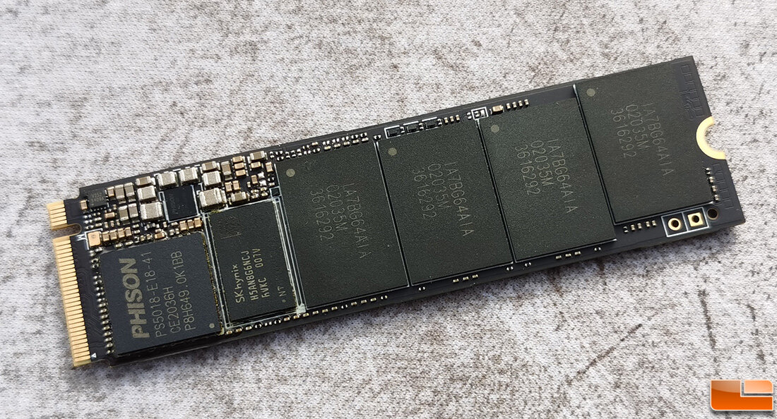 SSD-Prototyp mit Phison E18 und 2 TB 3D-NAND (Micron 128L TLC)