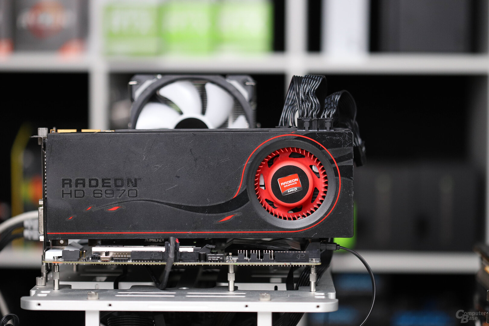 AMD Radeon HD 6970 Referenz