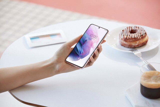 Samsung Galaxy S21+ (Bild: Samsung)