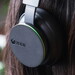 Xbox Wireless Headset: Microsoft legt Drehregler auf die Ohrmuscheln
