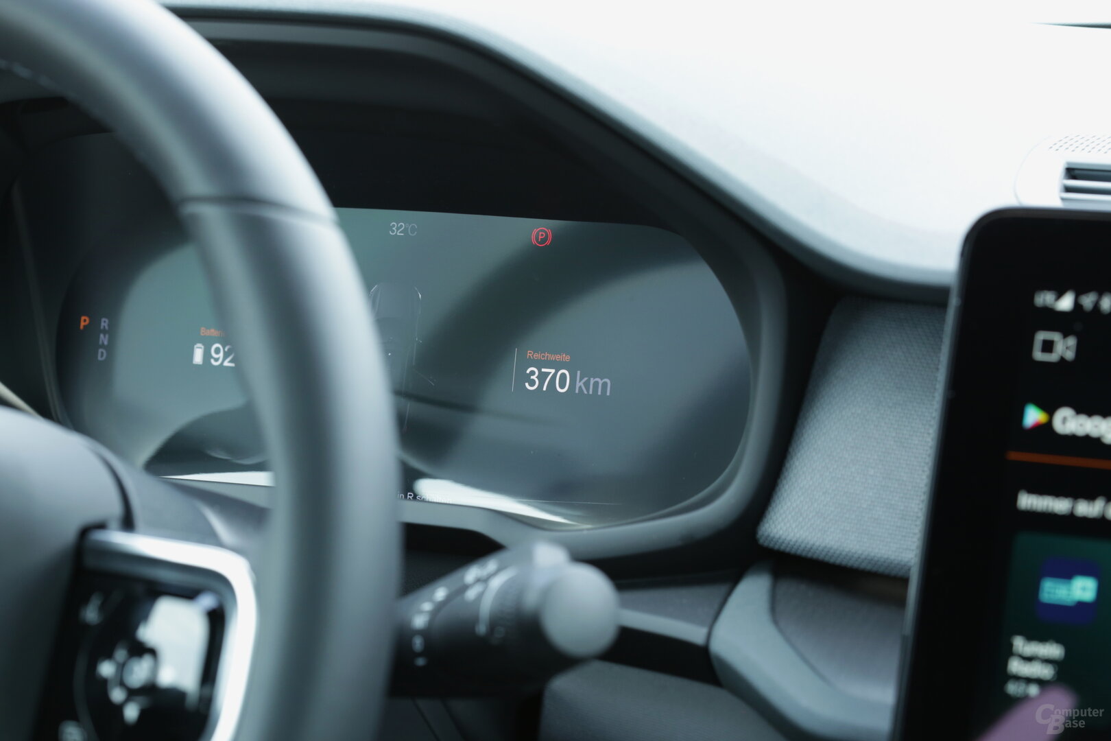 Blick auf das digitale Kombiinstrument