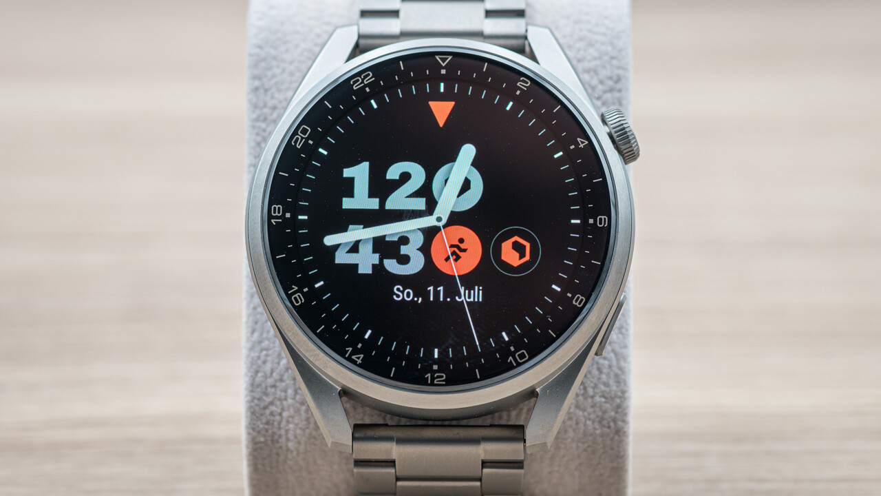 Huawei Watch 3 Pro im Test: Lange Laufzeit mit Titan, Keramik und HarmonyOS
