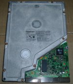 1280px-Quantum_Bigfoot_hard_drive-20090206-jhansonxi.jpg