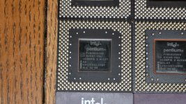0154 - Intel Pentium 166 SY037.JPG