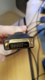 Das DisplayPort auf DVI-D (Dual Link) Kabel.jpg