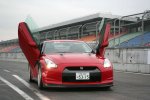 LSD_2009_Nissan_GT-R_Tuning_Fluegeltueren_Lambo_Style_Doors.JPG