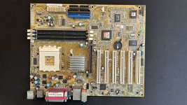 ASUS A7V333-X.jpg