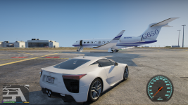 GTA V Lexus LFA & Gulfstream G650.png