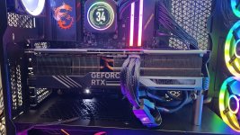 gigabyte-rtx-4090-gaming-oc-24g-installed-1666390828947.jpg