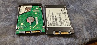 Festplatte #2.jpg Festplatte #2.jpg