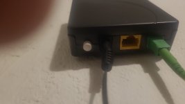 schwarze Box Anschluesse.jpg