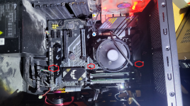 3 Mainboardschrauben.png