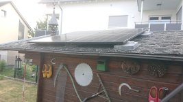 SolarmoduleaufDach.jpg