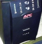 APC Smart UPS 1500 USB Serial Stromversorgung.jpeg