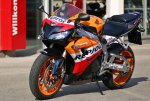 700-fireblade.jpg