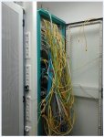 Serverschrank 2.jpg
