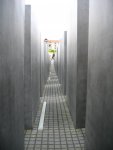 Holocaustdenkmal Berlin.jpg