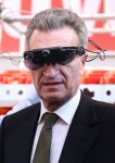 Guenther_Oettinger_Brille_komplett-493x700.jpg